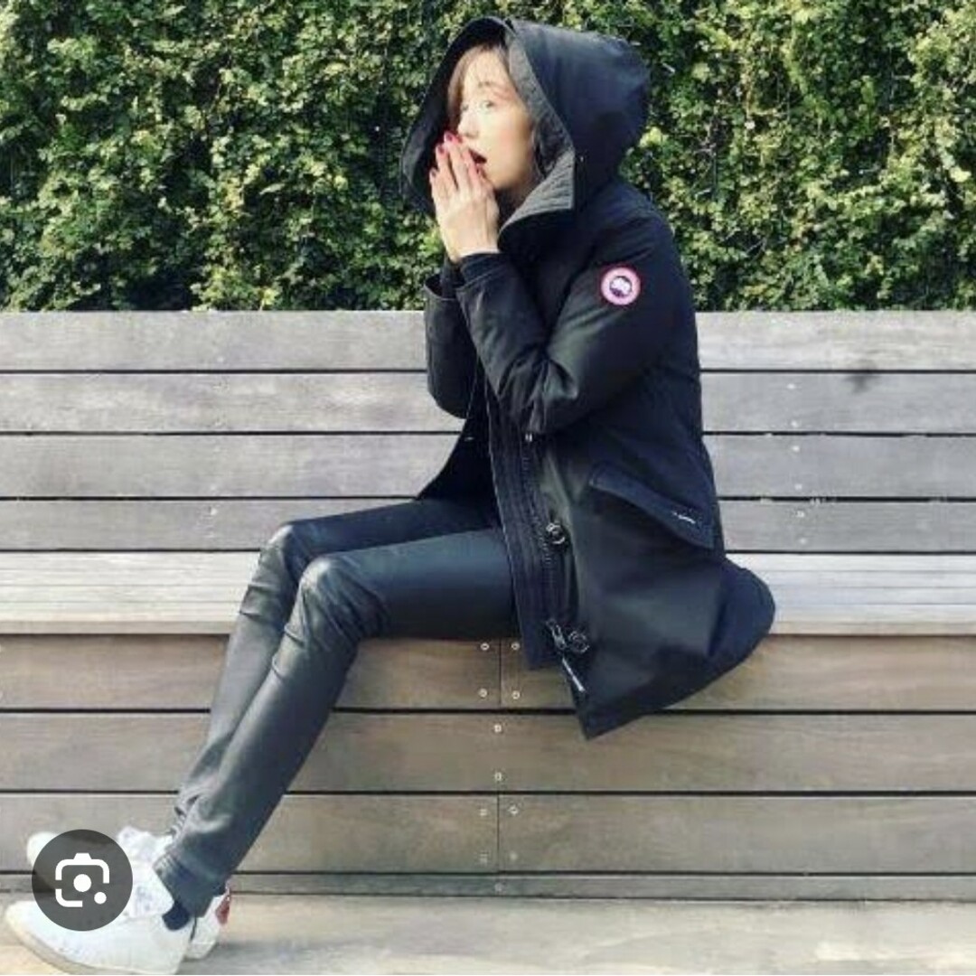 CANADA GOOSE(カナダグース)の【匿名スピード配送】美品カナダグースロスクレアフュージョンフィットSネイビー レディースのジャケット/アウター(ダウンジャケット)の商品写真