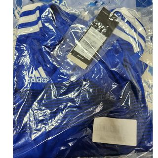 アディダス(adidas)のアディダス　青　Tシャツ　140(Tシャツ/カットソー)