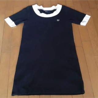 FRED PERRY ニットワンピース