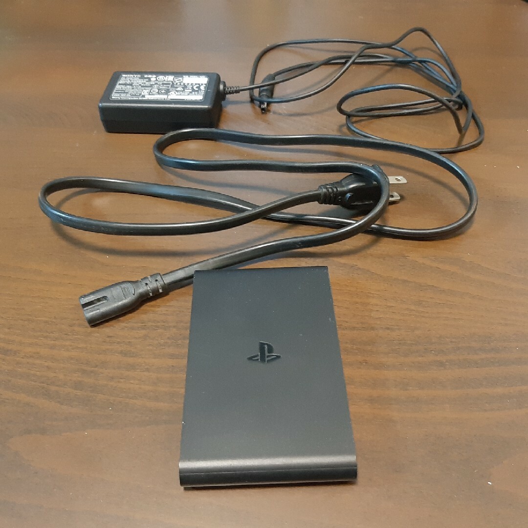 PlayStation Vita(プレイステーションヴィータ)の●亜悠さま専用●vita TV（playstation TV）北米版 エンタメ/ホビーのゲームソフト/ゲーム機本体(携帯用ゲーム機本体)の商品写真