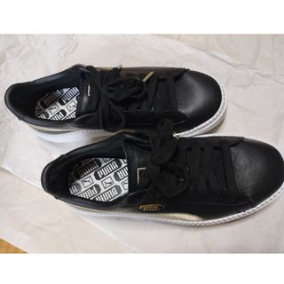 プーマ(PUMA)のPLATFORM TRACE VARSITY WNS(スニーカー)