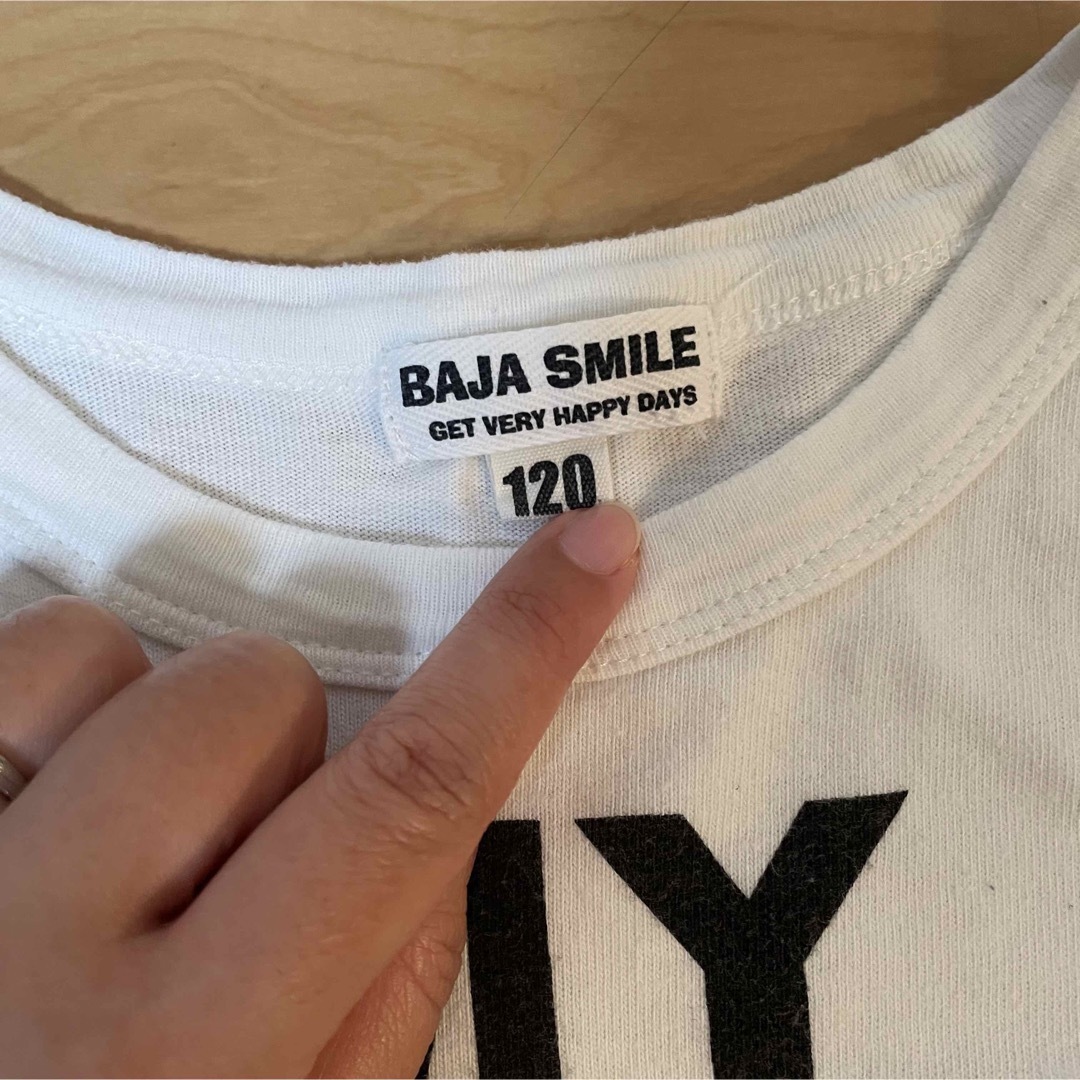 BAJA SMILE(バハスマイル)のBAJA SMILE バハスマイル　シンプルプリント長袖Tシャツ　白　120 キッズ/ベビー/マタニティのキッズ服男の子用(90cm~)(Tシャツ/カットソー)の商品写真