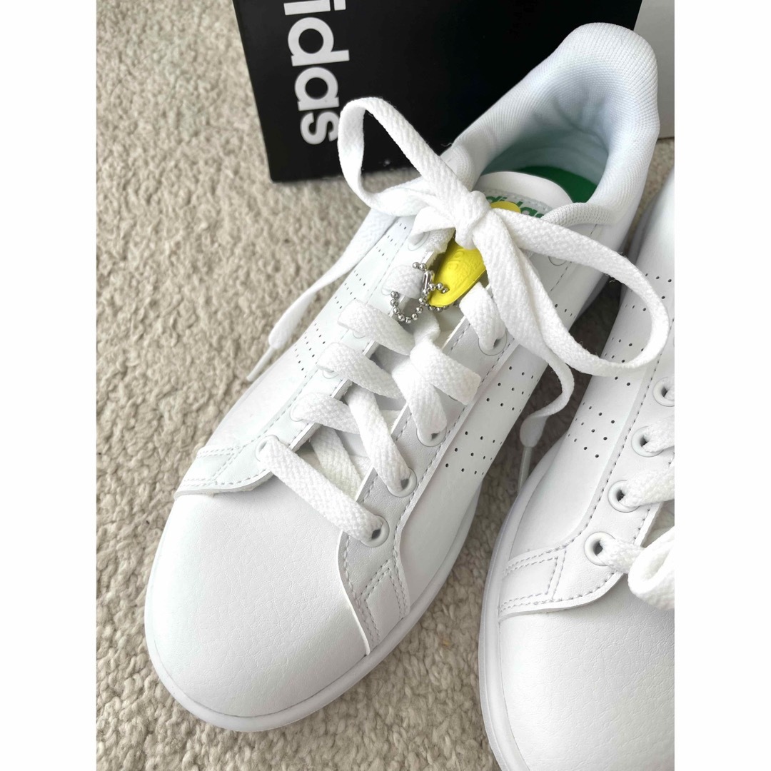 新品adidas  CLOUDFOAM VALCLEANスニーカー