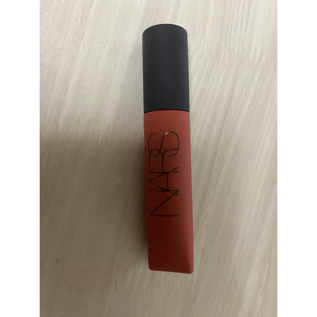 NARS(ナーズ)のNARS エアーマットリップカラー コスメ/美容のベースメイク/化粧品(口紅)の商品写真