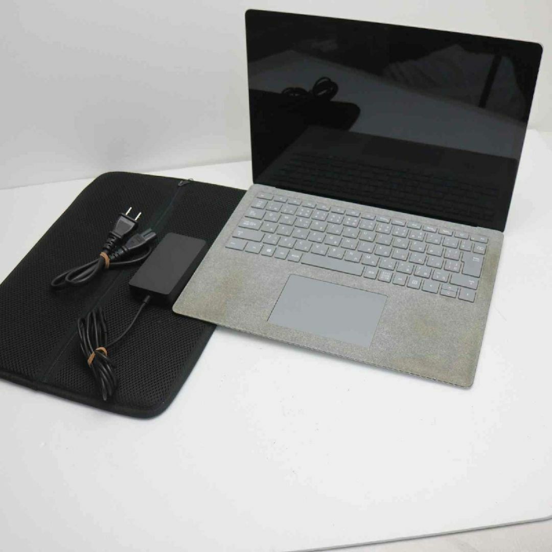 Microsoft(マイクロソフト)の超美品 Surface Laptop 1 i5 8GB 256GB 中古 M111 スマホ/家電/カメラのPC/タブレット(ノートPC)の商品写真