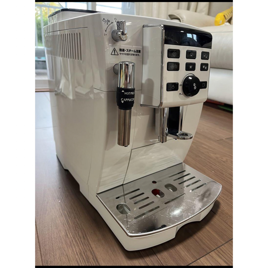 DeLonghi ECAM23120WN WHITEの通販 by みやこ's shop|ラクマ