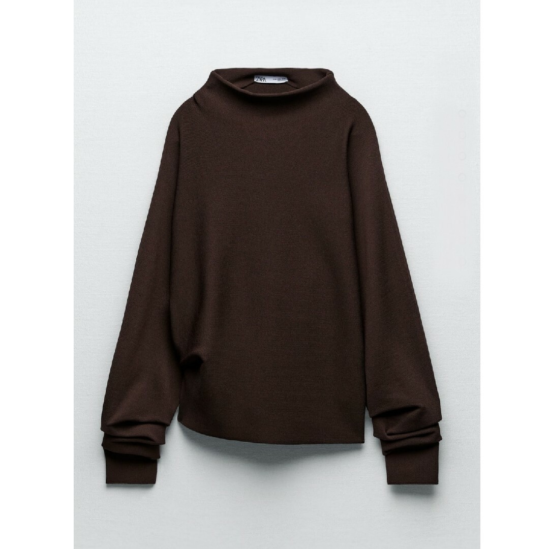 ZARA(ザラ)の未使用 ザラ ZARA ギャザーニット ドルマン ボトルネック ハイネック レディースのトップス(ニット/セーター)の商品写真