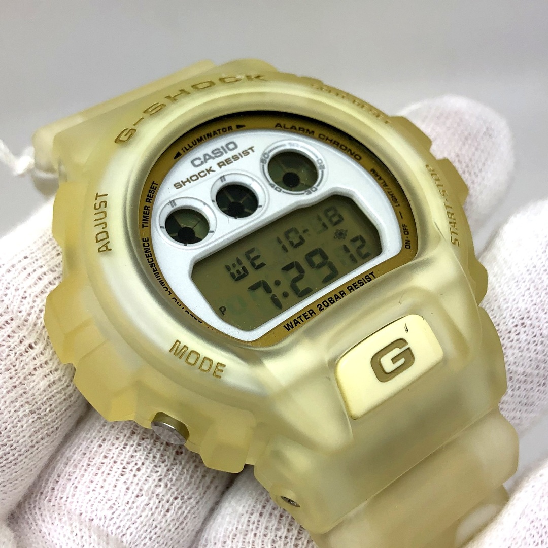 G-SHOCK(ジーショック)のG-SHOCK ジーショック 腕時計 DW-6900XLV-7JR メンズの時計(腕時計(デジタル))の商品写真