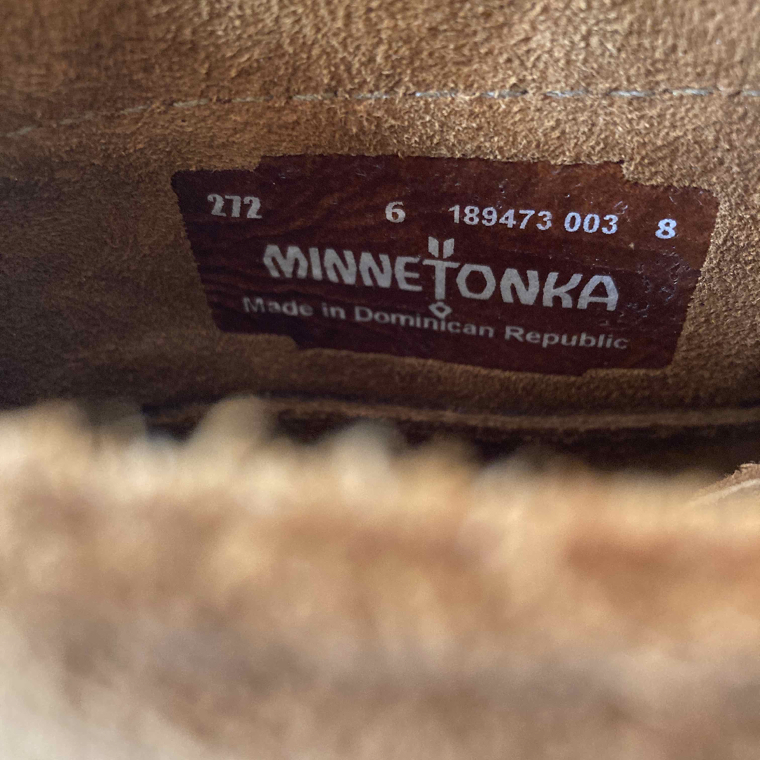 Minnetonka(ミネトンカ)のMINNETONKA   23.5cm レディースの靴/シューズ(ブーツ)の商品写真