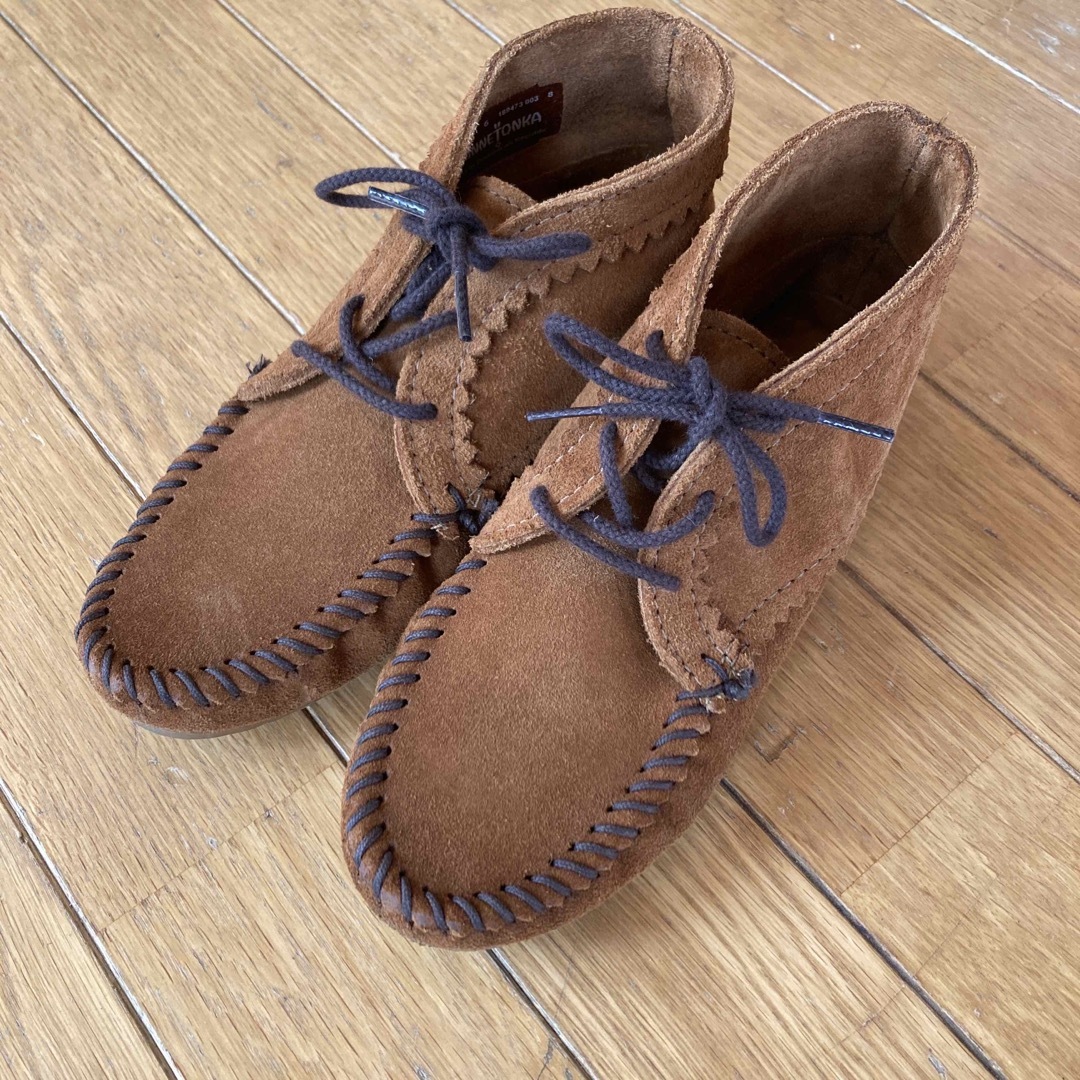 Minnetonka(ミネトンカ)のMINNETONKA   23.5cm レディースの靴/シューズ(ブーツ)の商品写真
