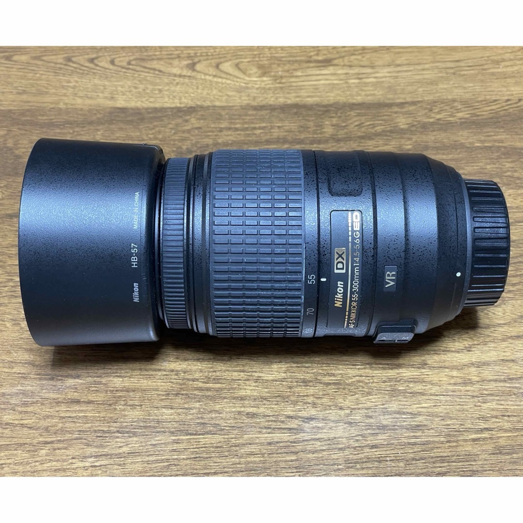 Nikon(ニコン)のAF-S DX NIKKOR 55-300mm f/4.5-5.6G ED VR スマホ/家電/カメラのカメラ(レンズ(ズーム))の商品写真