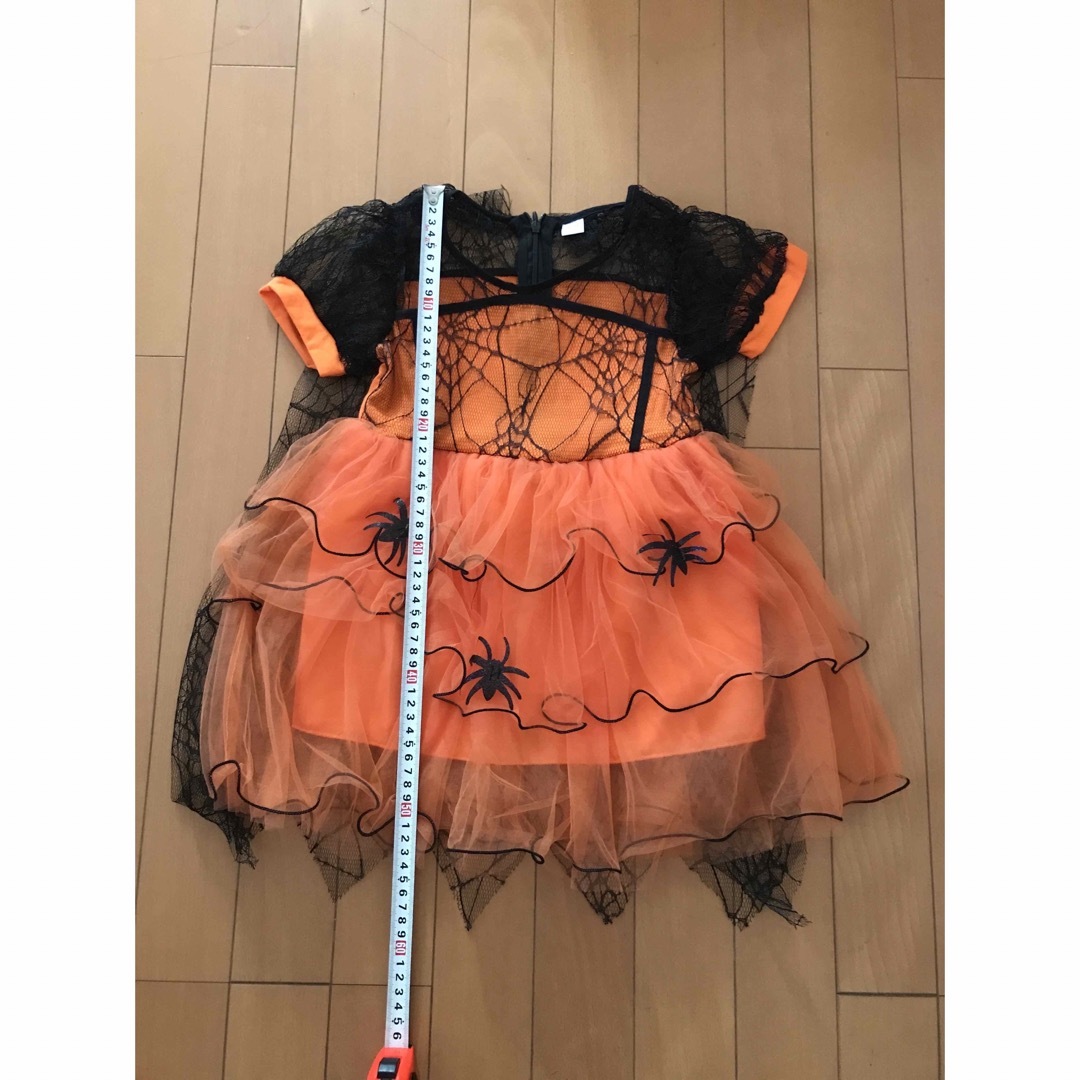 ハロウィンドレス　120  パーティ 女の子　キッズ　オレンジ　ハロウィン衣装 キッズ/ベビー/マタニティのキッズ服女の子用(90cm~)(ワンピース)の商品写真