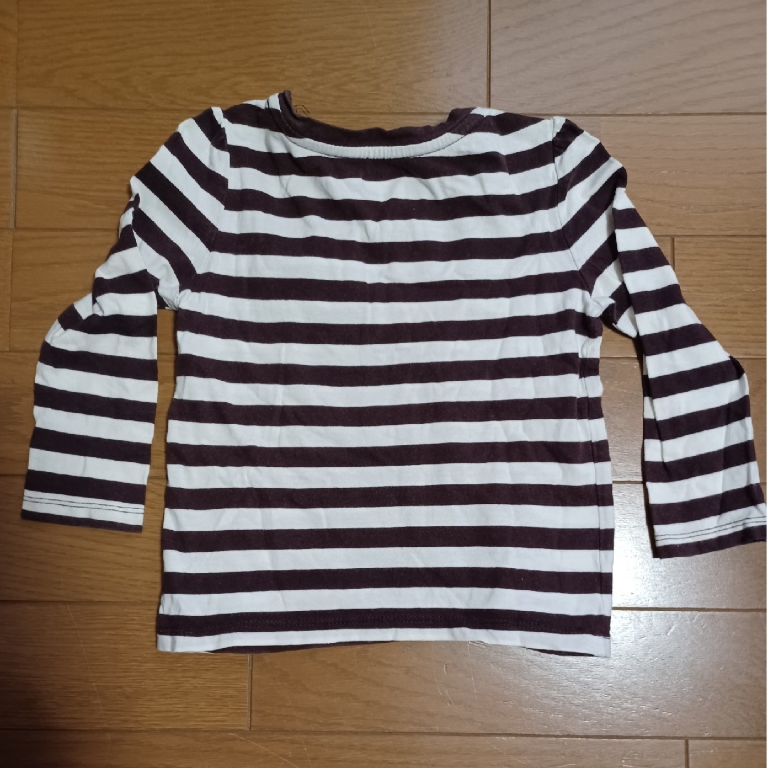 babyGAP(ベビーギャップ)の長袖Tシャツ  90㎝  2枚組 キッズ/ベビー/マタニティのキッズ服女の子用(90cm~)(Tシャツ/カットソー)の商品写真