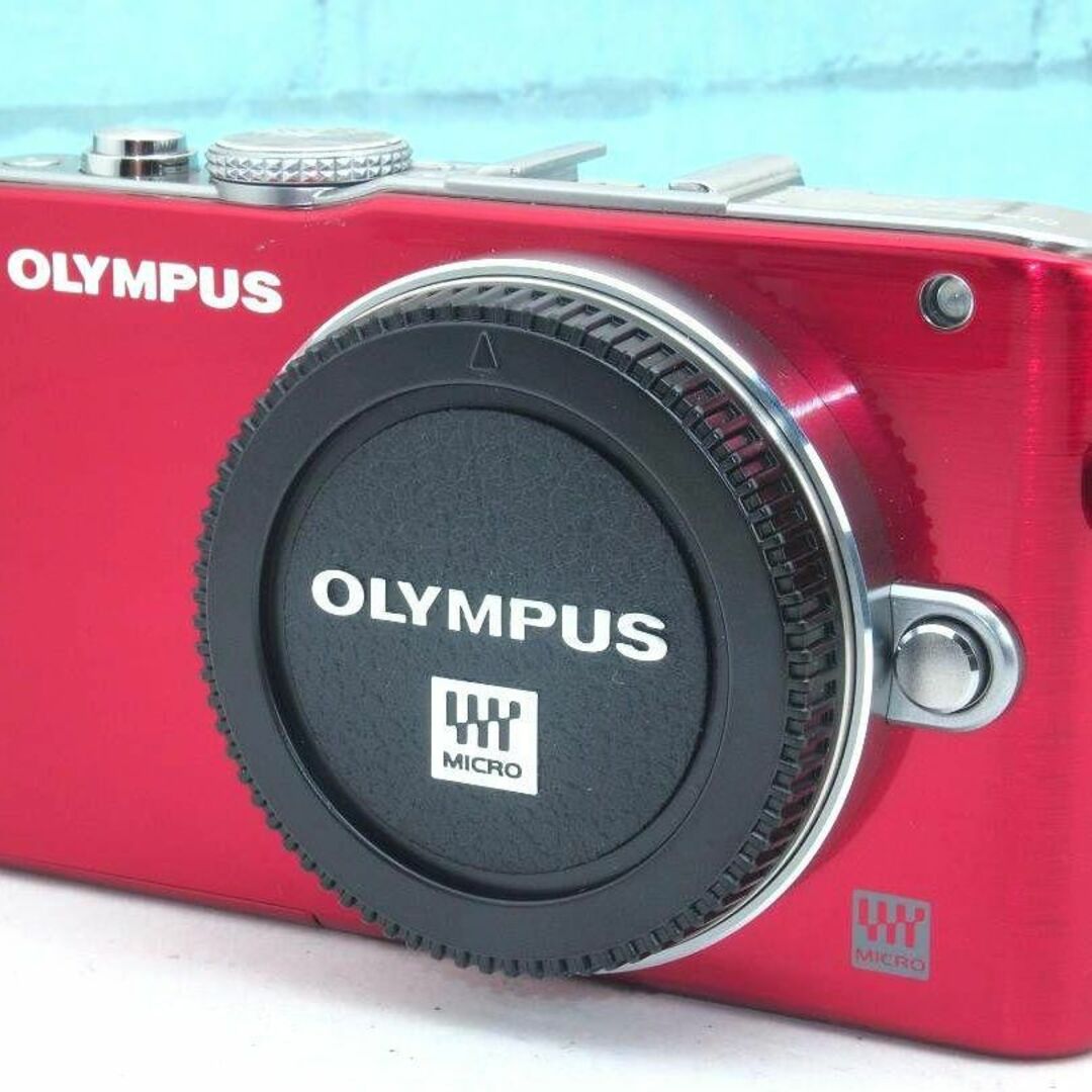 OLYMPUS(オリンパス)の❤️オリンパス ペン❤️ OLYMPUS E−PL3 レッド ボディ スマホ/家電/カメラのカメラ(ミラーレス一眼)の商品写真