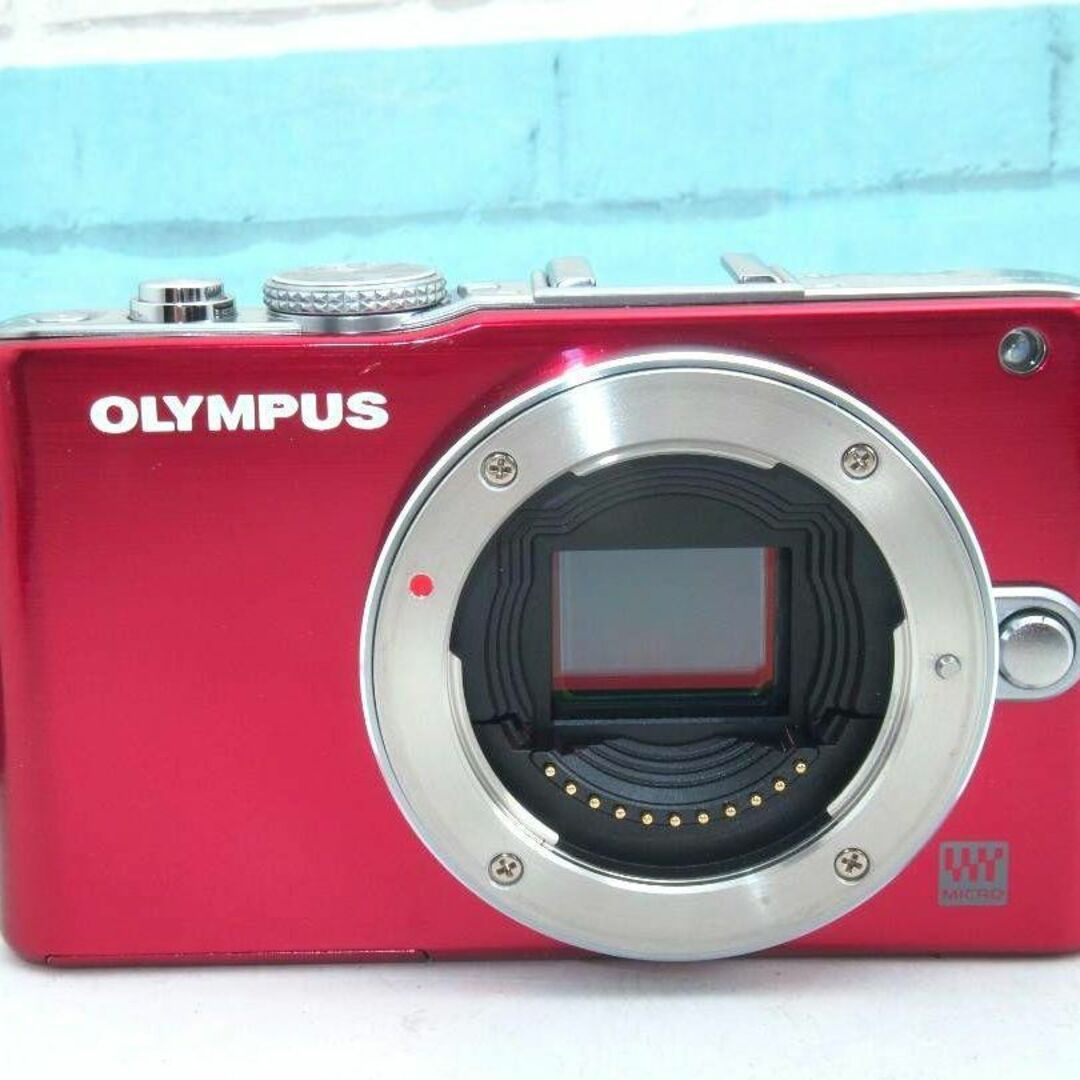 OLYMPUS(オリンパス)の❤️オリンパス ペン❤️ OLYMPUS E−PL3 レッド ボディ スマホ/家電/カメラのカメラ(ミラーレス一眼)の商品写真