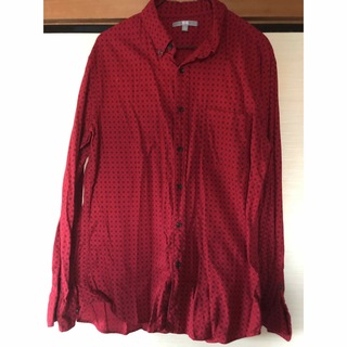 ユニクロ(UNIQLO)の☆お値下げ　ボタンシャツ　赤　UNIQLO Lサイズ(シャツ)