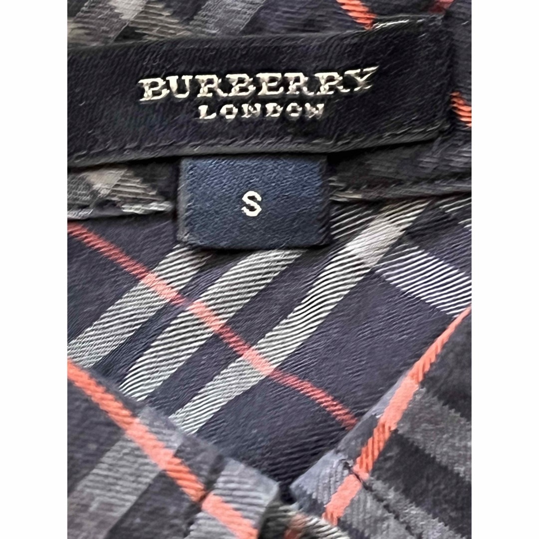 BURBERRY(バーバリー)のバーバリー　ノバチェックシャツ レディースのトップス(シャツ/ブラウス(長袖/七分))の商品写真