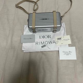 リモワ(RIMOWA)のDIOR×RIMOWA ショルダーバッグ　11/5まで値下げ(ショルダーバッグ)