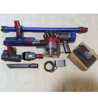 ダイソン(Dyson)の□ダイソン V8-sv10 fluffy □メンテ済み/新品バッテリー付！(掃除機)