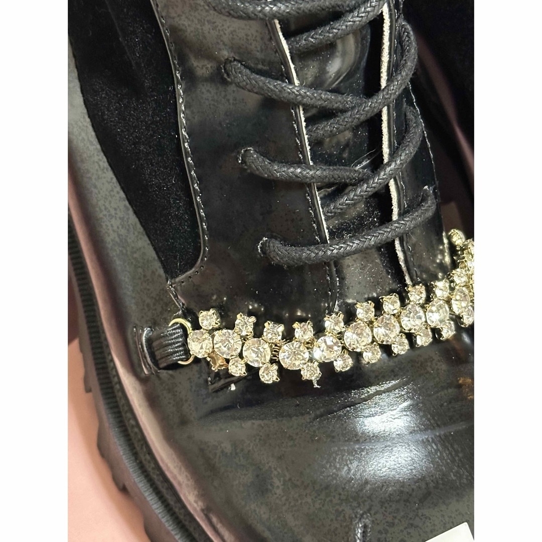 Her lip to(ハーリップトゥ)のHerlipto Crystal Lace-Up Ankle Boots レディースの靴/シューズ(ブーツ)の商品写真