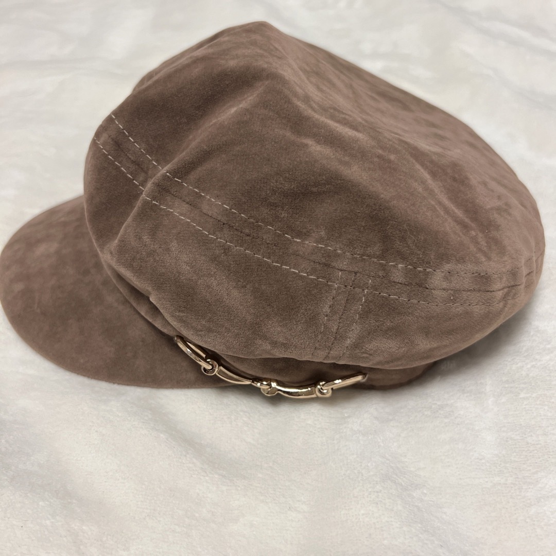 INGNI(イング)のINGNI イング スエード金具付きキャスケット 黒 ブラウン レディースの帽子(キャスケット)の商品写真