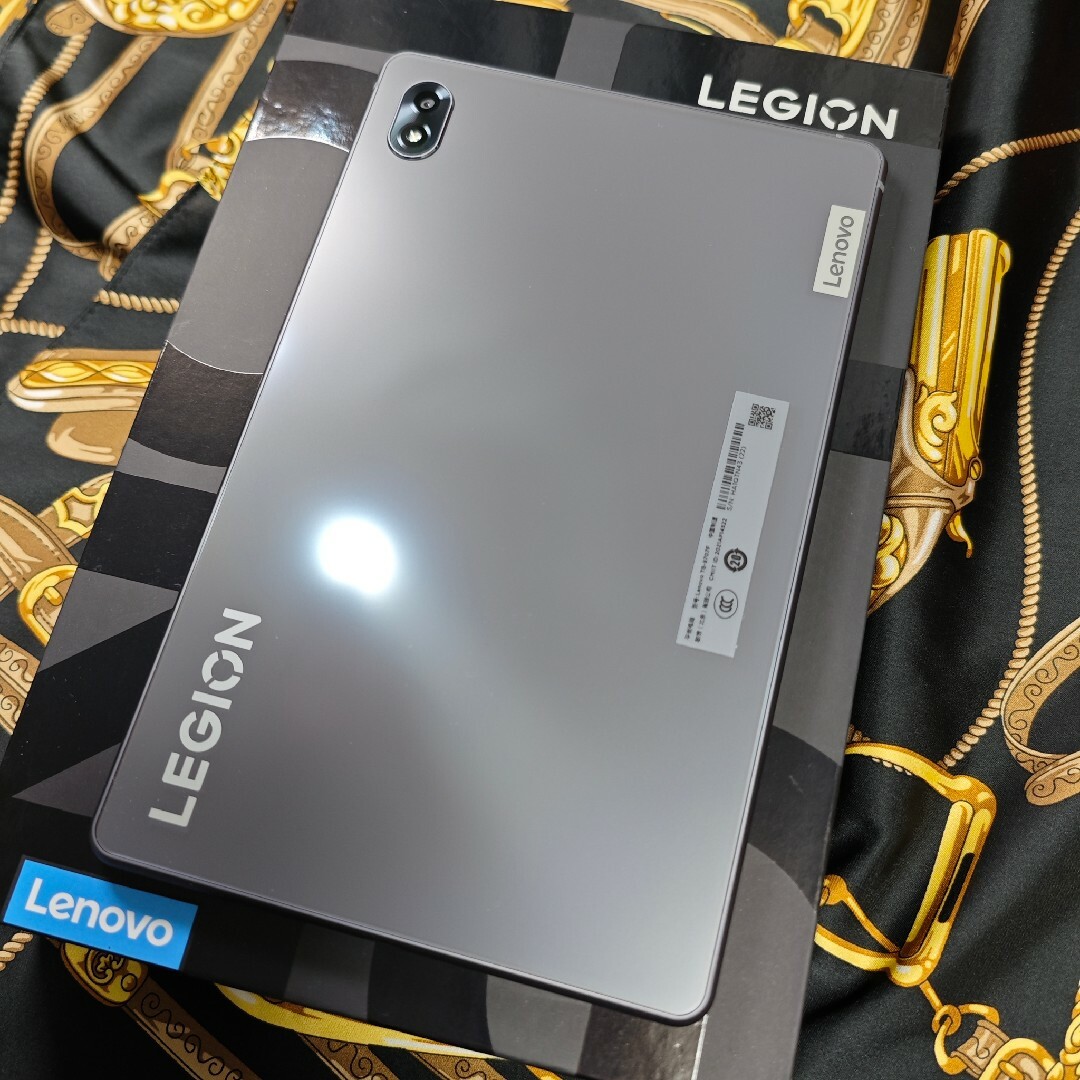 Lenovo(レノボ)のLenovo Legion Y700 8.8インチタブレット 12/256GB スマホ/家電/カメラのPC/タブレット(タブレット)の商品写真