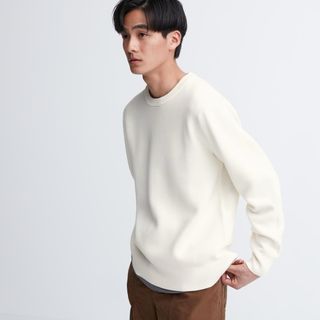 ユニクロ(UNIQLO)の新品タグ付き　ウォッシャブルストレッチミラノリブクルーネックセーター　S(ニット/セーター)