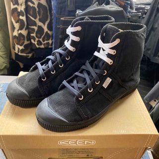 キーン(KEEN)の【新品】KEEN ハイカット コーデュロイスニーカー 27.0cm(スニーカー)