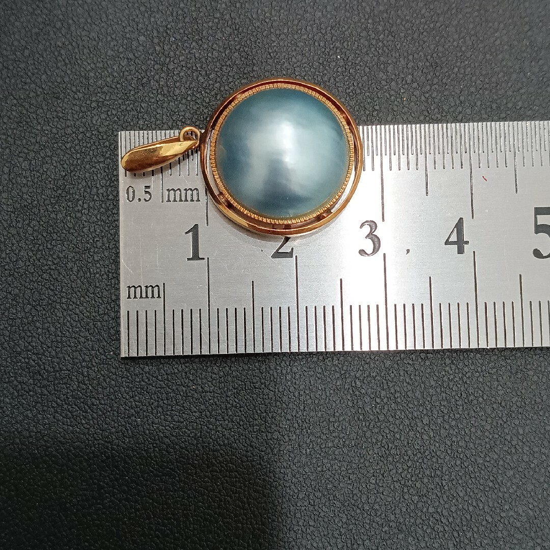 (E101830) K18 ネックレストップ マベパール 真珠 18金 青