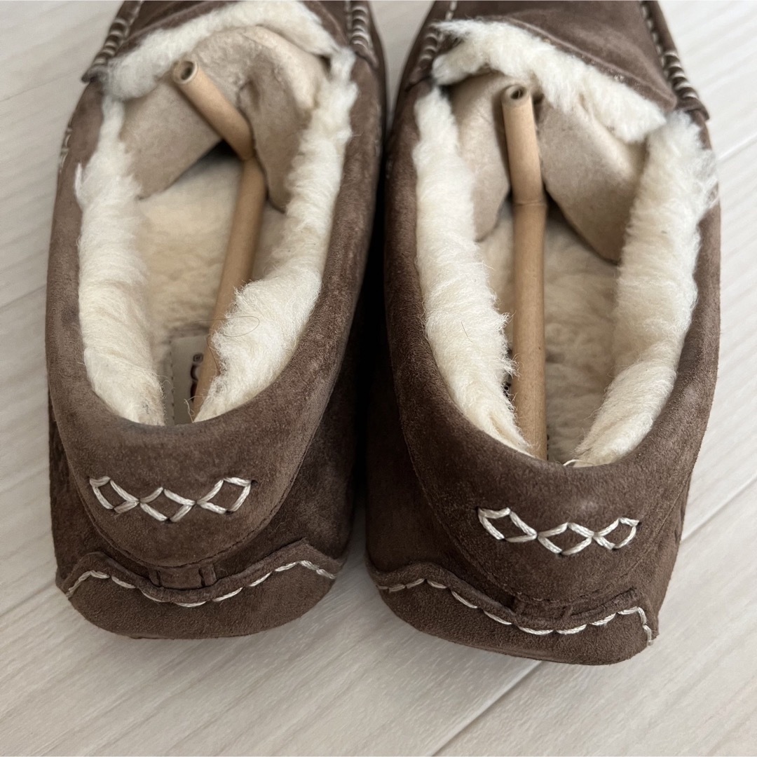 UGG(アグ)のアグ　UGG  UGGモカシン　アグモカシン レディースの靴/シューズ(スリッポン/モカシン)の商品写真