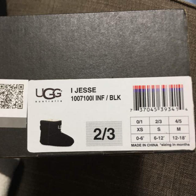 UGG(アグ)の美品 UGG ベビーブーツ 6-12ヶ月用 キッズ/ベビー/マタニティのベビー靴/シューズ(~14cm)(ブーツ)の商品写真