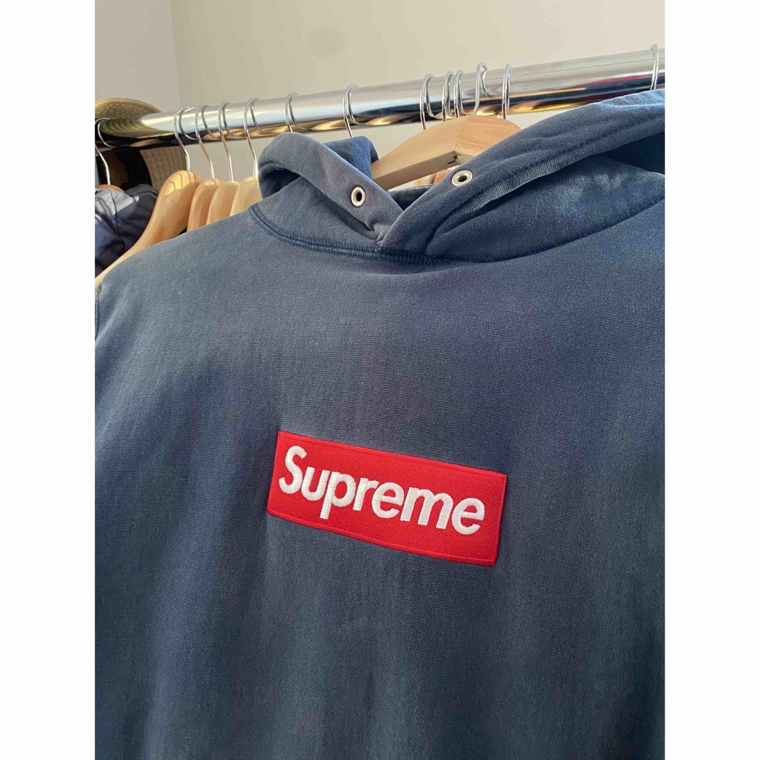 Supreme box logo