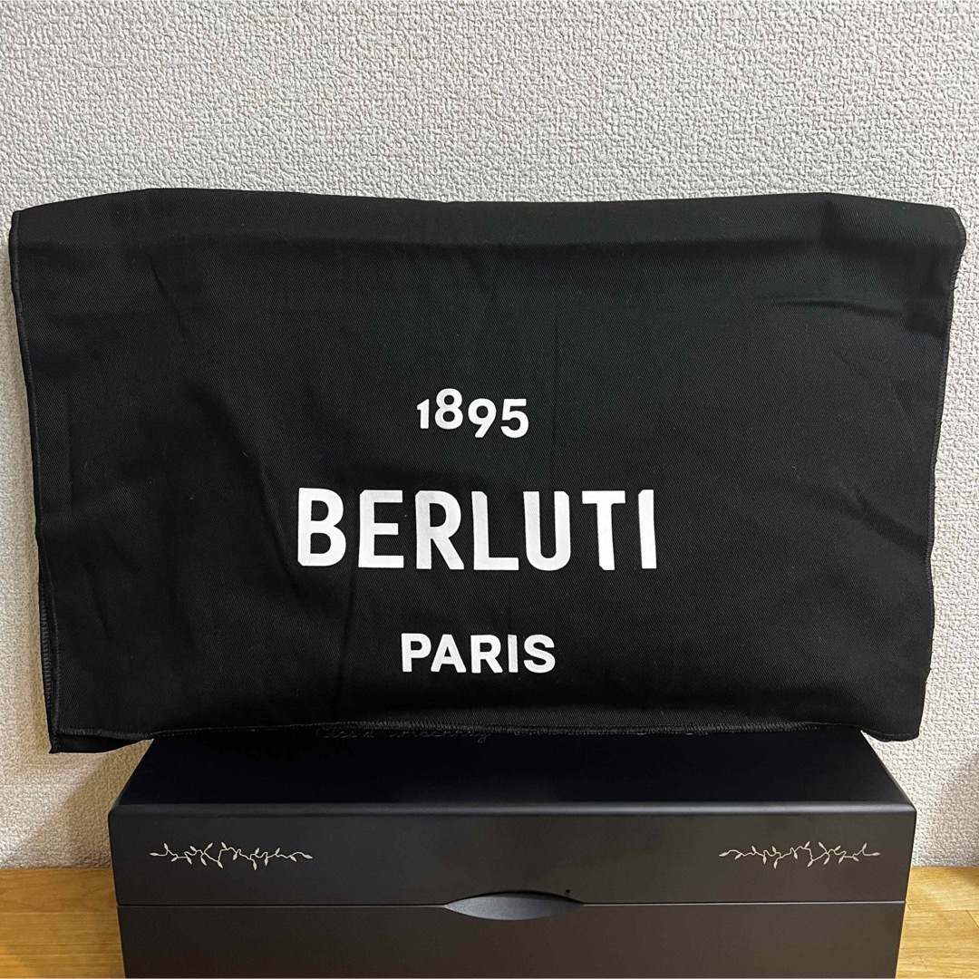 Berluti(ベルルッティ)のベルルッティ ニノTGM クラッチバッグ メンズのバッグ(セカンドバッグ/クラッチバッグ)の商品写真