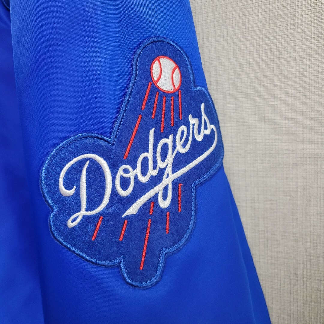 NEW ERA(ニューエラー)のLos Angeles Dodgers ロサンゼルス・ドジャース ナイロン スタ メンズのジャケット/アウター(スタジャン)の商品写真