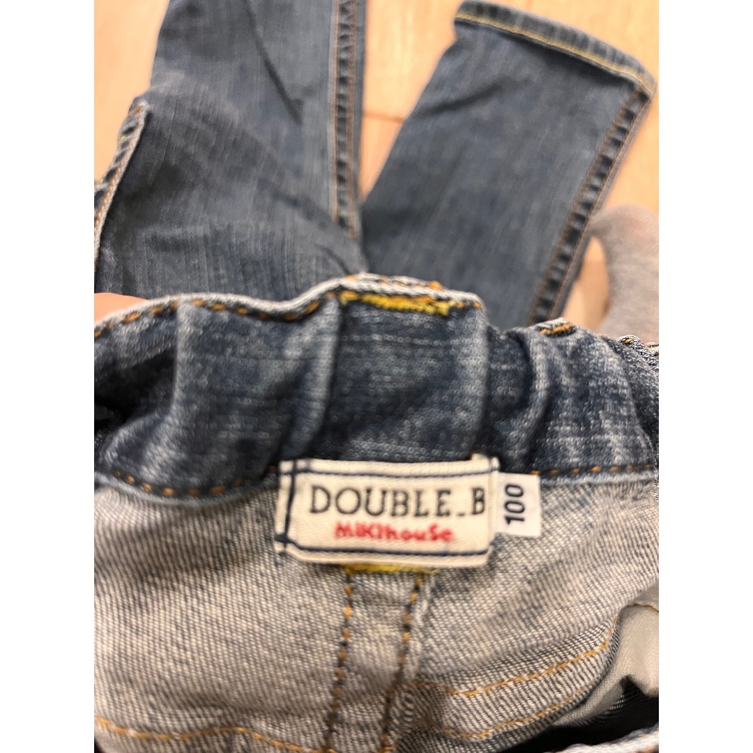 DOUBLE.B(ダブルビー)のDOUBLE.B 100  デニムパンツ キッズ/ベビー/マタニティのキッズ服男の子用(90cm~)(パンツ/スパッツ)の商品写真