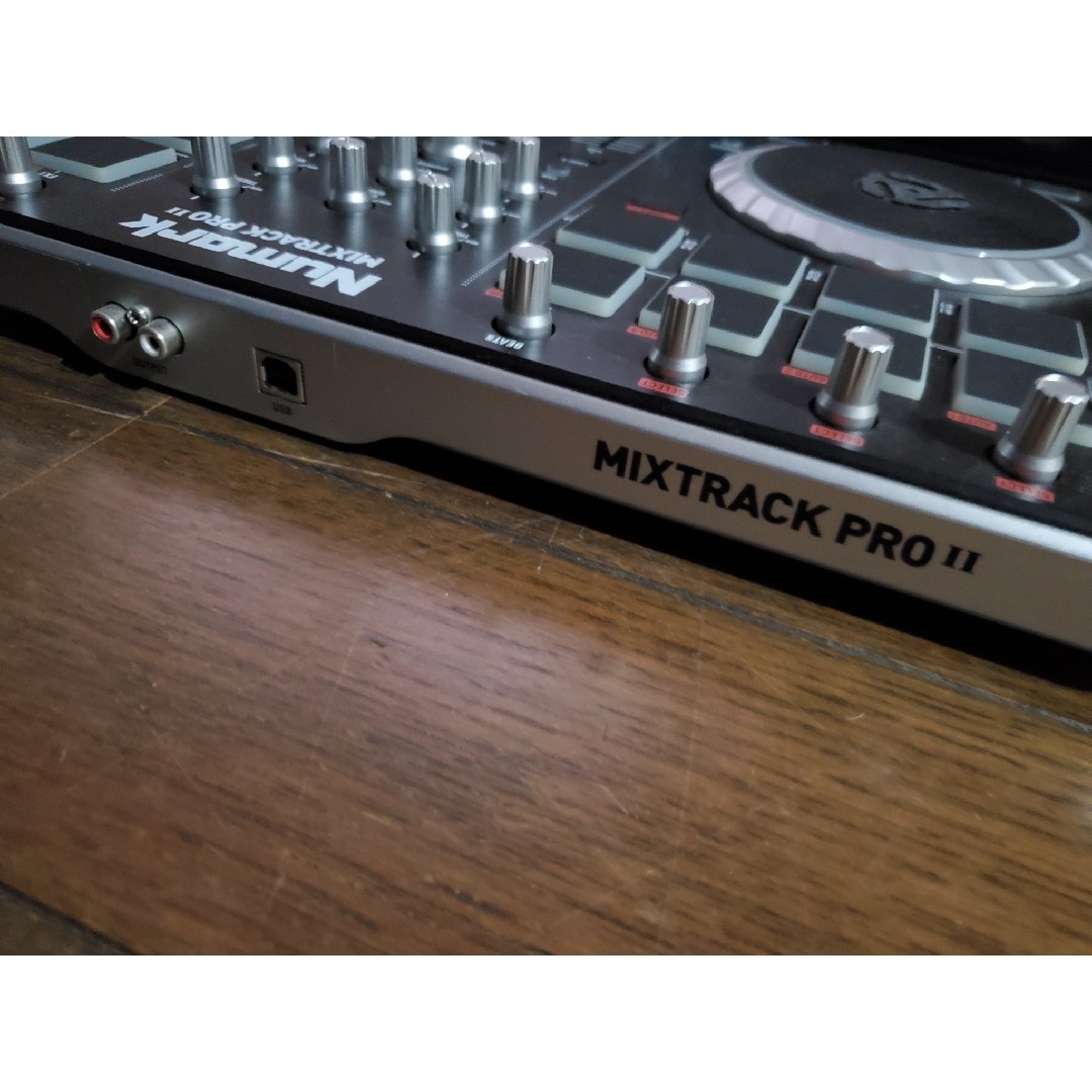 Numark MIXTRACK PRO 2 5