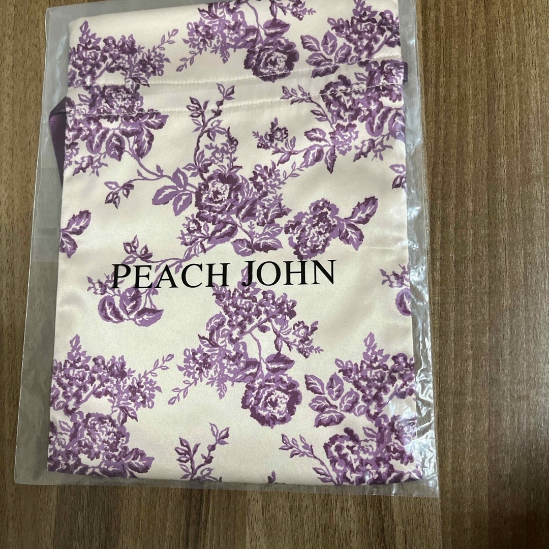 PEACH JOHN(ピーチジョン)のPEACH JOHN  巾着 レディースのファッション小物(ポーチ)の商品写真