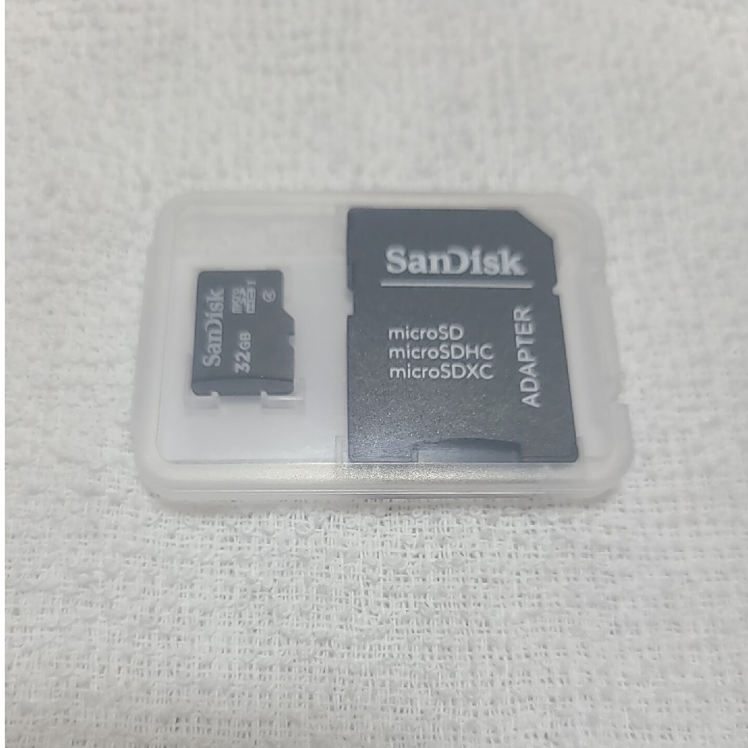 SanDisk(サンディスク)のSanDisk microSD/SDHCカード　SDアダプタ付き 32GB スマホ/家電/カメラのスマホ/家電/カメラ その他(その他)の商品写真