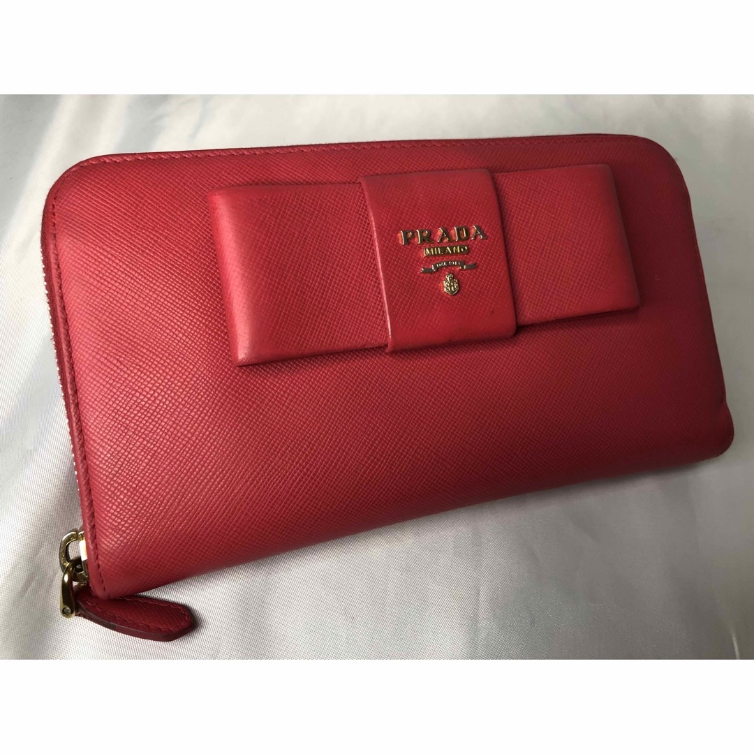 小物超美品PRADA プラダ 長財布 ラウンドファスナー リボン PEONIA