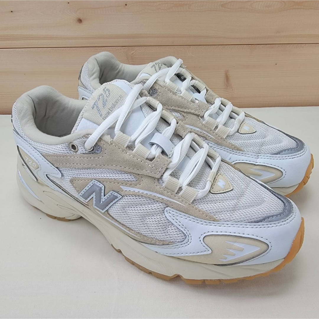 23.5 新品 ニューバランス ML725-