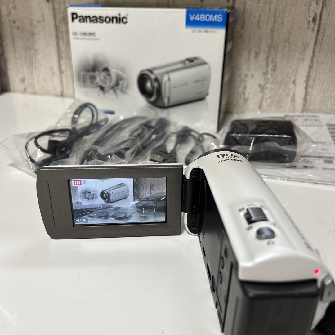 Panasonic デジタルハイビジョン ビデオカメラ HC-V480MS-W