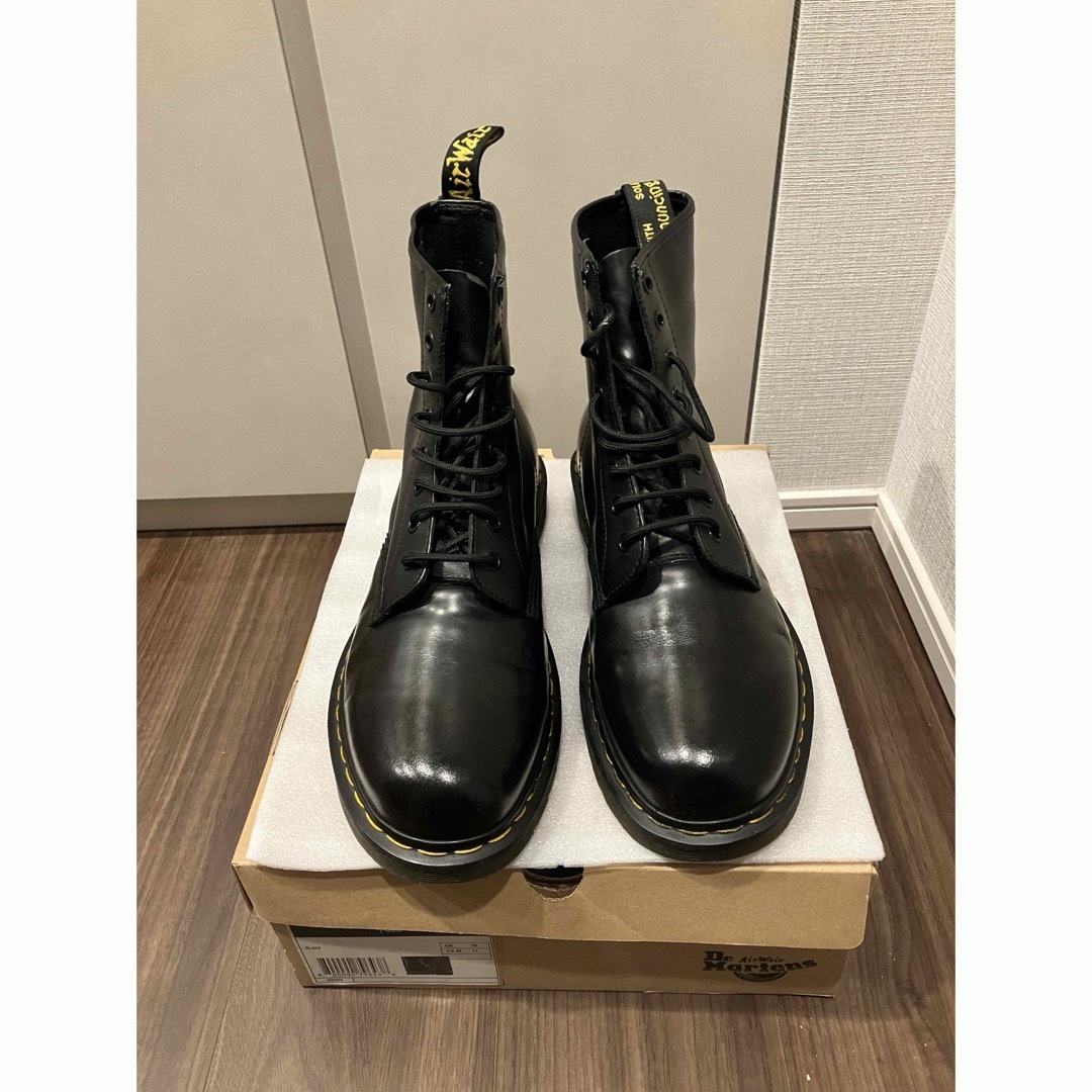 Dr.Martens   ドクターマーチン  8 ホールブーツ BLACK UKの通販