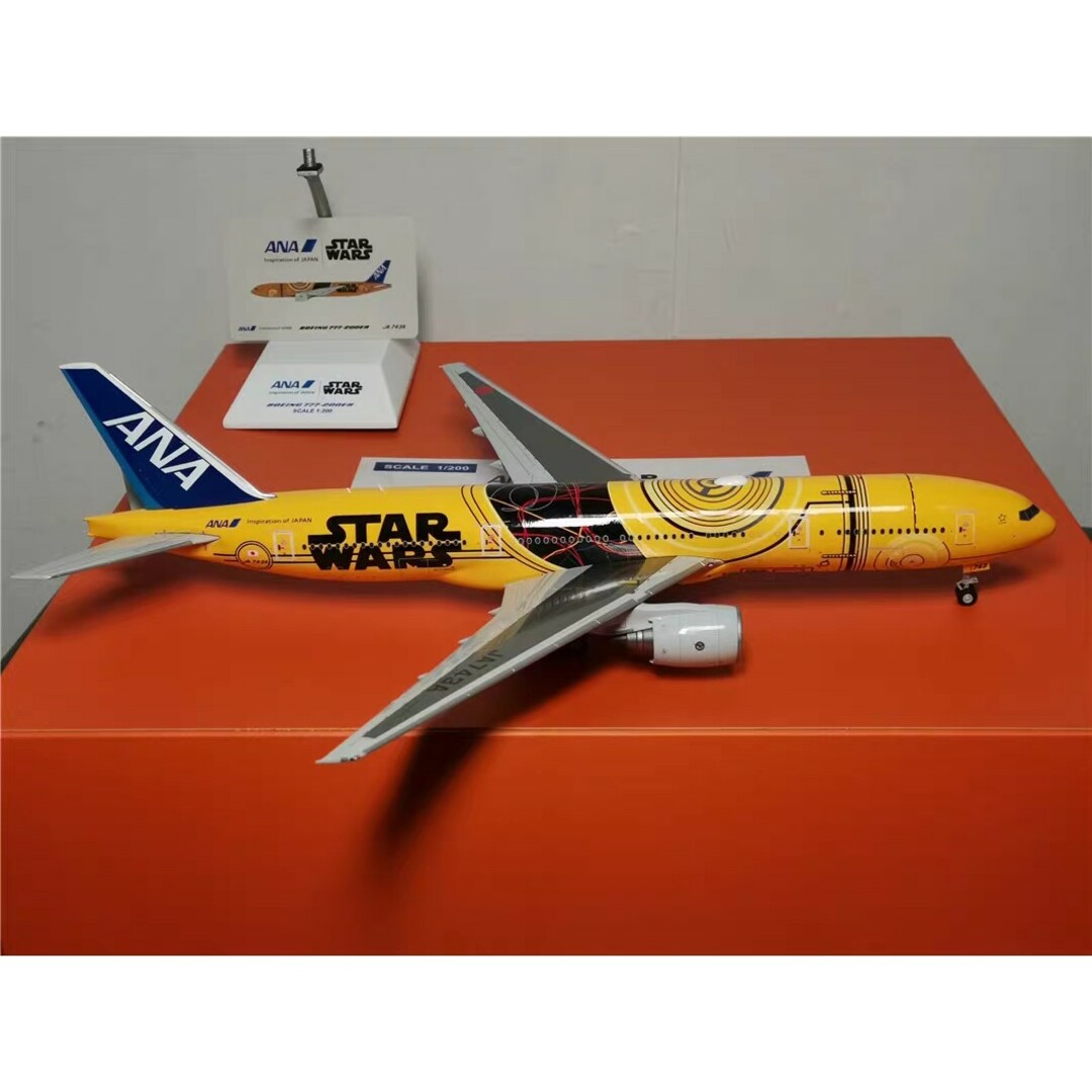 新品 1:200 ANA STAR WARS C-3PO B777 JA743A