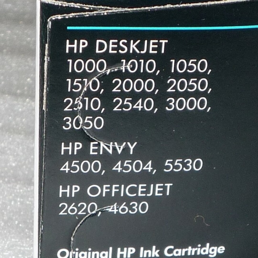 HP(ヒューレットパッカード)の【純正】ｈｐ６１（３色インク）CH562WA×２個【保証期限：令和５年６月】 スマホ/家電/カメラのPC/タブレット(PC周辺機器)の商品写真