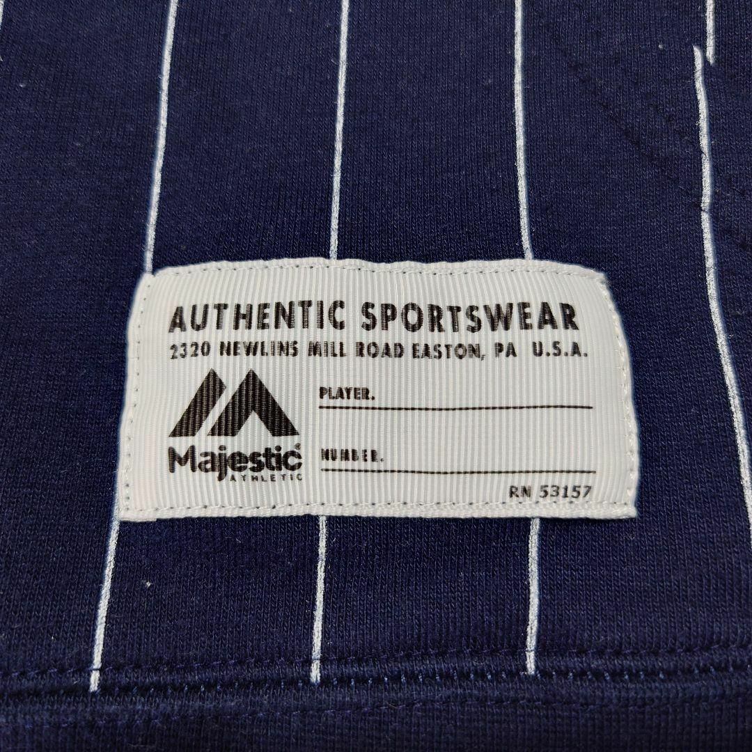 Majestic ニューヨーク・ヤンキース ラインロゴ 刺繍 フーディ Tシャツ