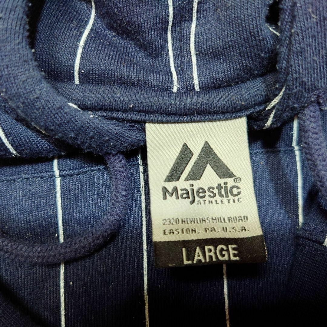 Majestic ニューヨーク・ヤンキース ラインロゴ 刺繍 フーディ Tシャツ
