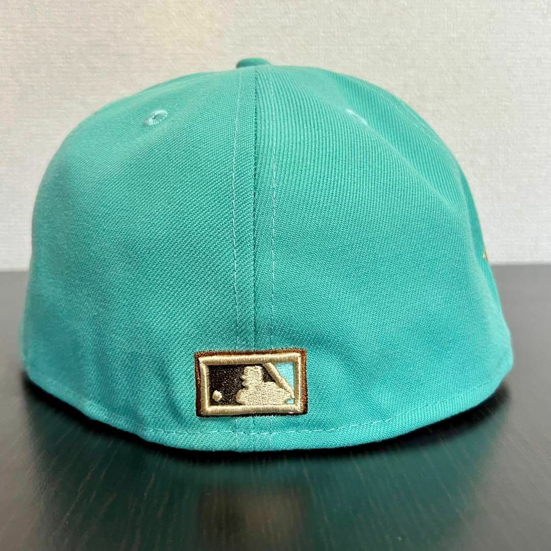 NEW ERA(ニューエラー)のNew Eraニューヨークヤンキース　ティファニーブルー　黒7 5/8 メンズの帽子(キャップ)の商品写真