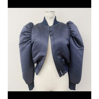 10/24まで、よっちゃん様専用Cygne シーニュdamien サテンブルゾン(ブルゾン)