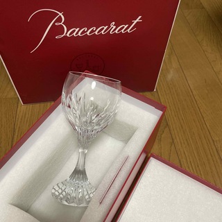 バカラ(Baccarat)のバカラクリスタル　マッセナワイングラス　新品同様　箱付き(グラス/カップ)