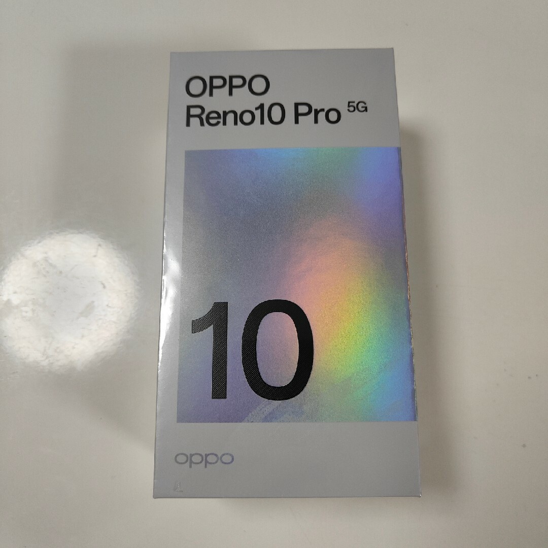 OPPO(オッポ)のOPPO Reno10 Pro 5G A302OP シルバーグレー スマホ/家電/カメラのスマートフォン/携帯電話(スマートフォン本体)の商品写真